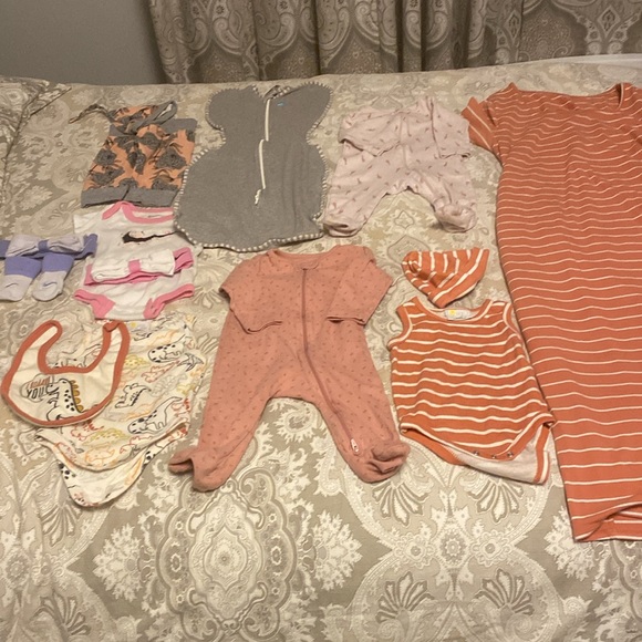 SOLD-Beautiful Baby Girl Outfits + Bonus Dress - Picture 7 of 10